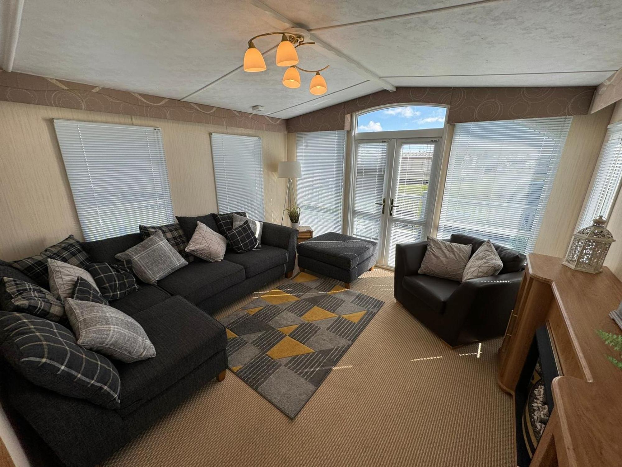 Millfields Holiday Park - The Balmoral - Coastal Caravan Breaks Ingoldmells Exterior photo